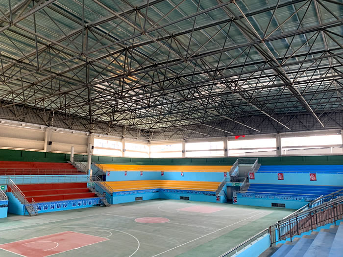 兴城体育馆网架